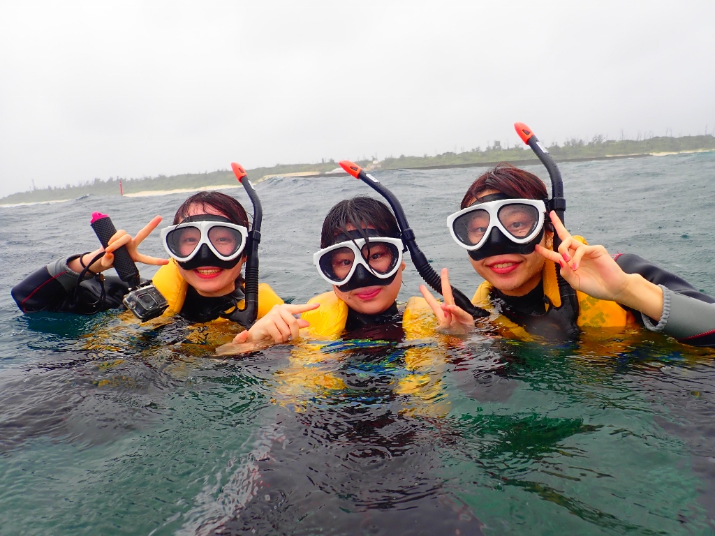 雨でも関係無し！！水納島のボートシュノーケル٩( ”ω” )و【沖縄のマリンスポーツ専門店☆水納島マーメイド】