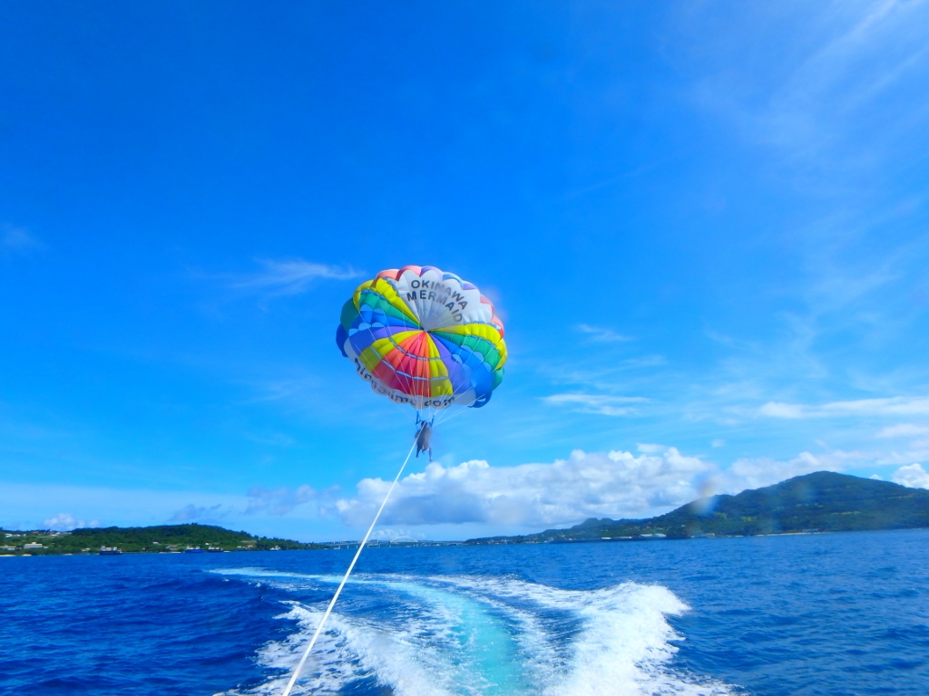 上空は気持ちい～いね(*^^)v【沖縄のマリンスポーツ専門店☆水納島マーメイド】