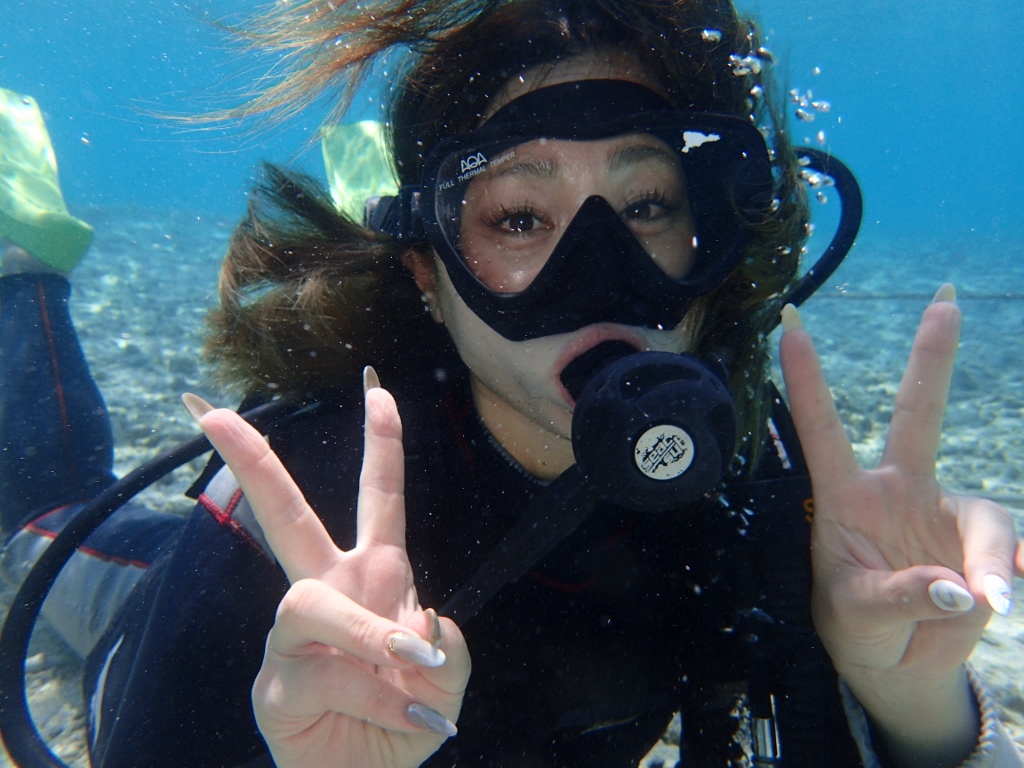 大賑わいの水納島( ´艸｀)【沖縄のマリンスポーツ専門店☆水納島マーメイド】