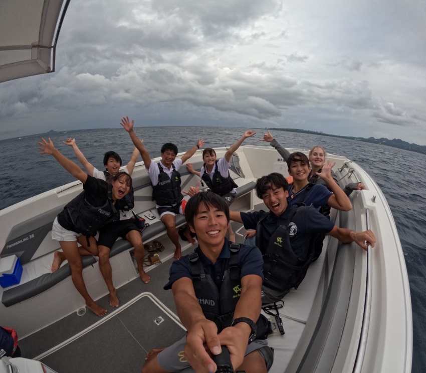 ギリギリ半袖でも大丈夫！【沖縄マリンスポーツ専門店★水納島マーメイド】