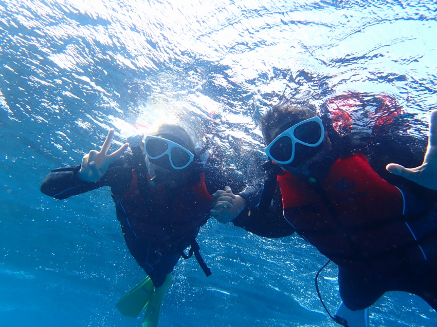 冬のシュノーケリングは更に透明度抜群🐟【沖縄マリンスポーツ専門店★水納島マーメイド】