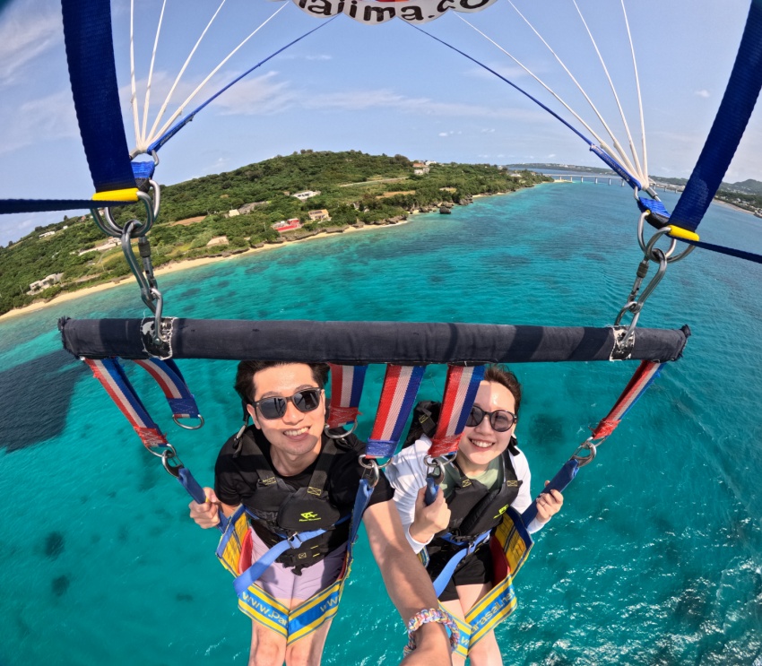 観光ついでにパラセーリングができちゃう🤩【沖縄マリンスポーツ専門店★水納島マーメイド】